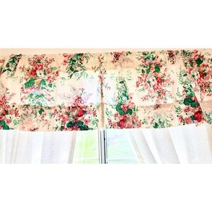 Vintage 90s Croscill Victorian Floral Rose Valance 130”x18”